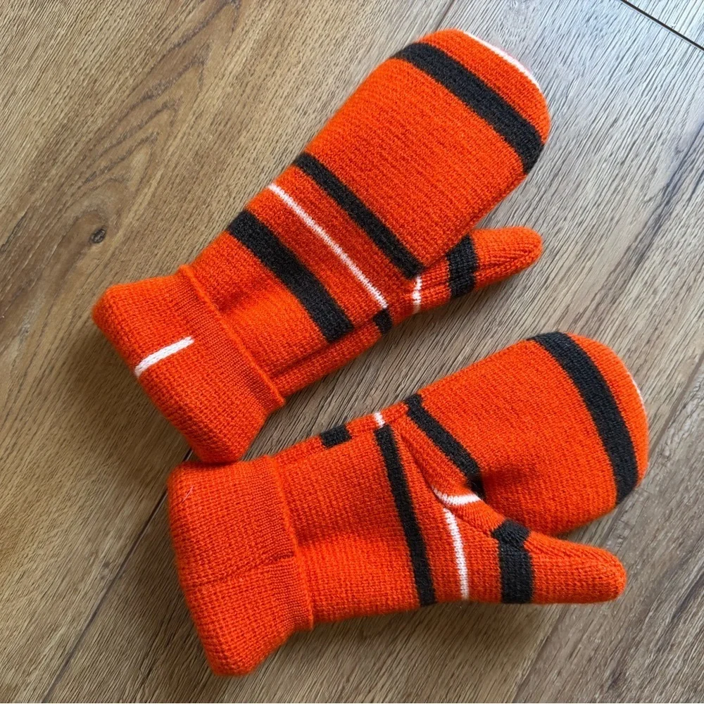 Hand Crafted Red/Orange and Black Fleece Lined Mitten Winter Holiday OS